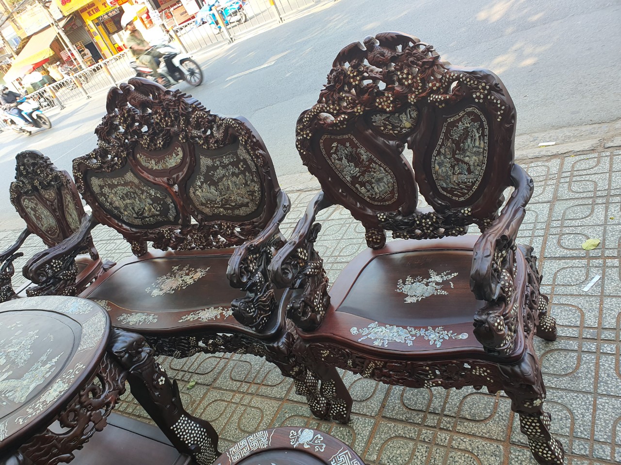 Thu mua bàn ghế gỗ cũ Đà Nẵng 1