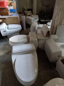 Thu mua thiết bị vệ sinh bồn cầu, lavabo cũ, đã qua sử dụng