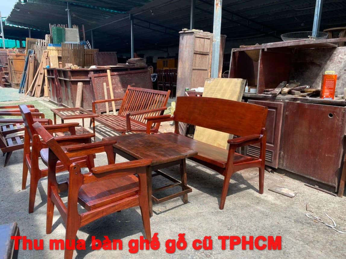 Thu mua bàn ghế gỗ cũ TPHCM nhanh chóng